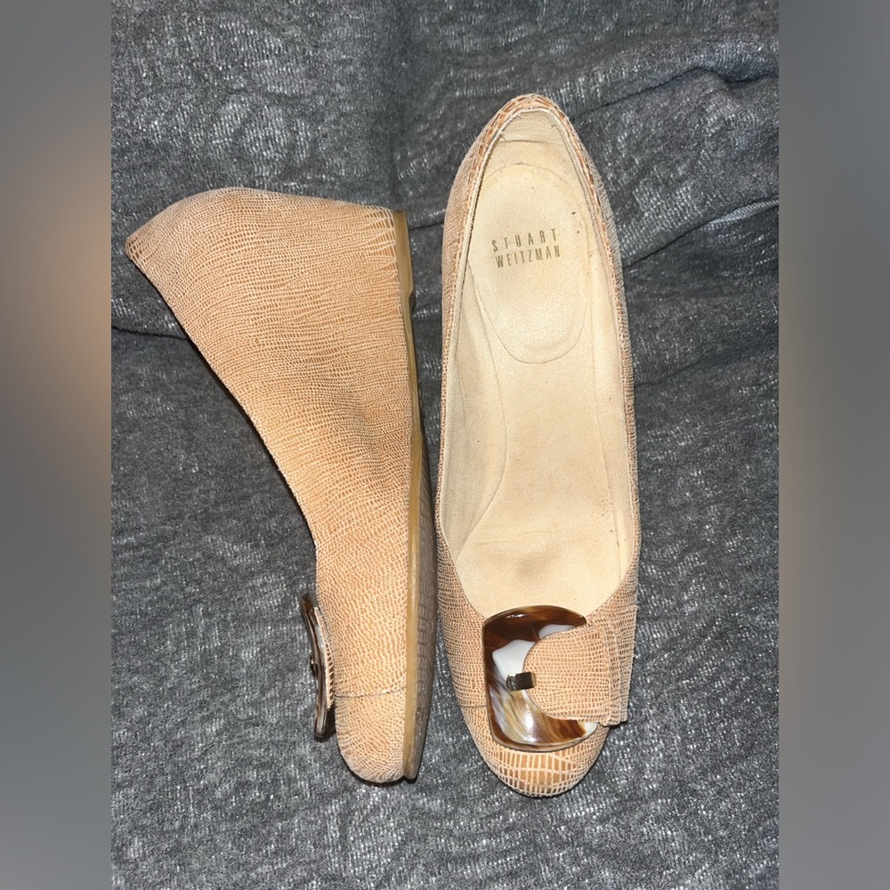 Stuart Weitzman Tan Beige Women Lizard Leather Wedge shoes sz 8.5 - Picture 12 of 13